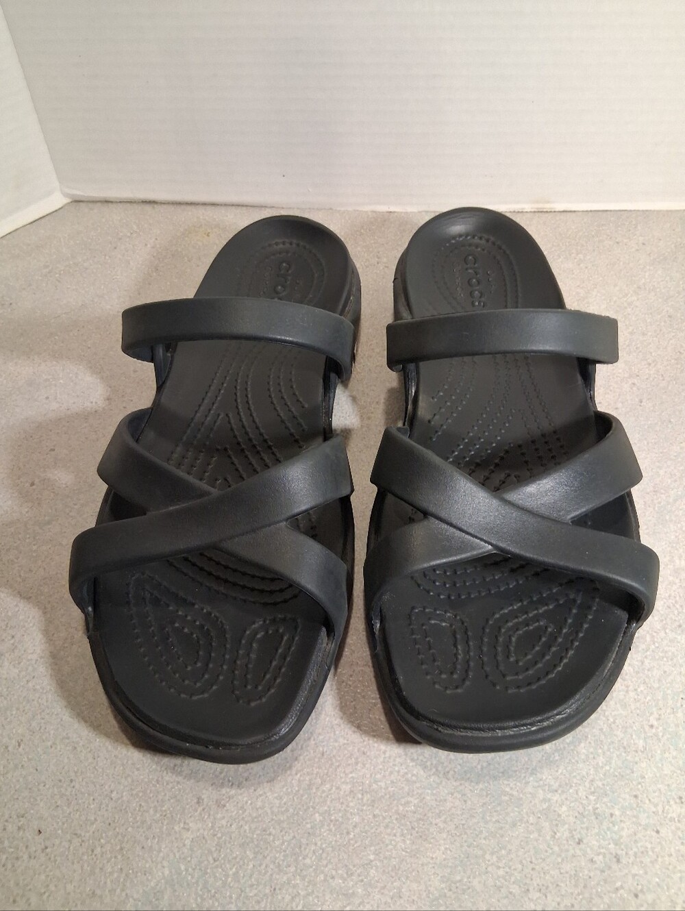 Crocs Meleen Black Sandals Womans Sz. 11
